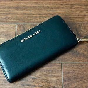 Michael Kors Black Leather Zip Around Wallet